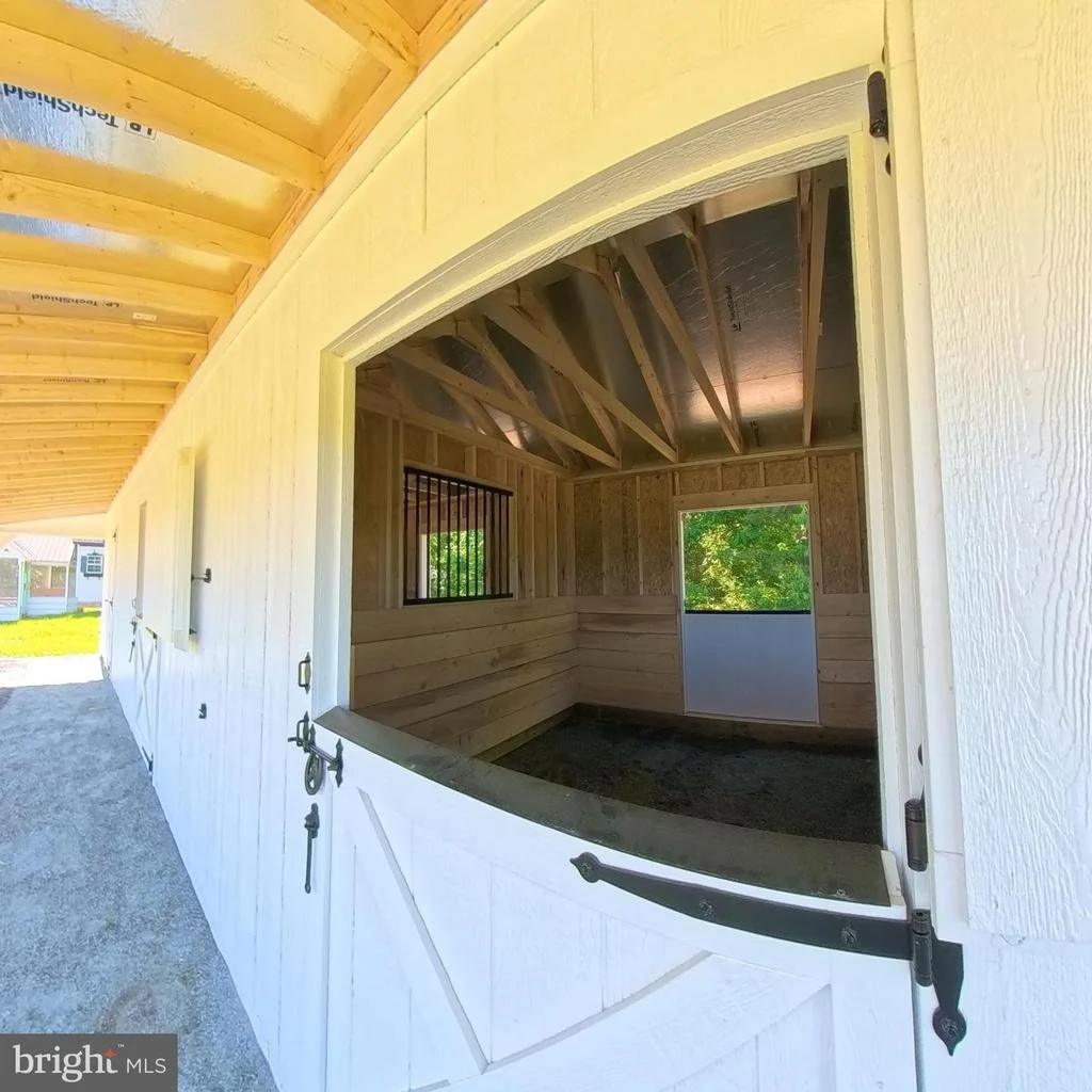 Photo of 1225 MIDDLE RIVER ROAD
