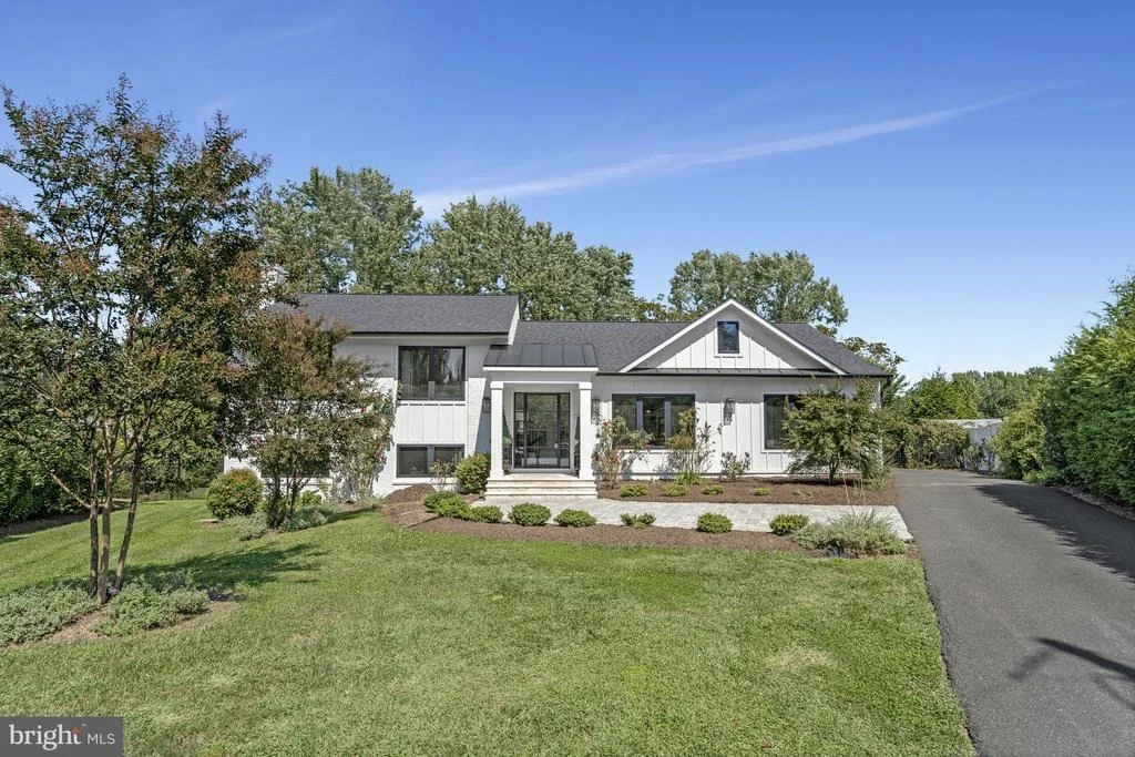 Photo of 1400 AUDMAR DRIVE