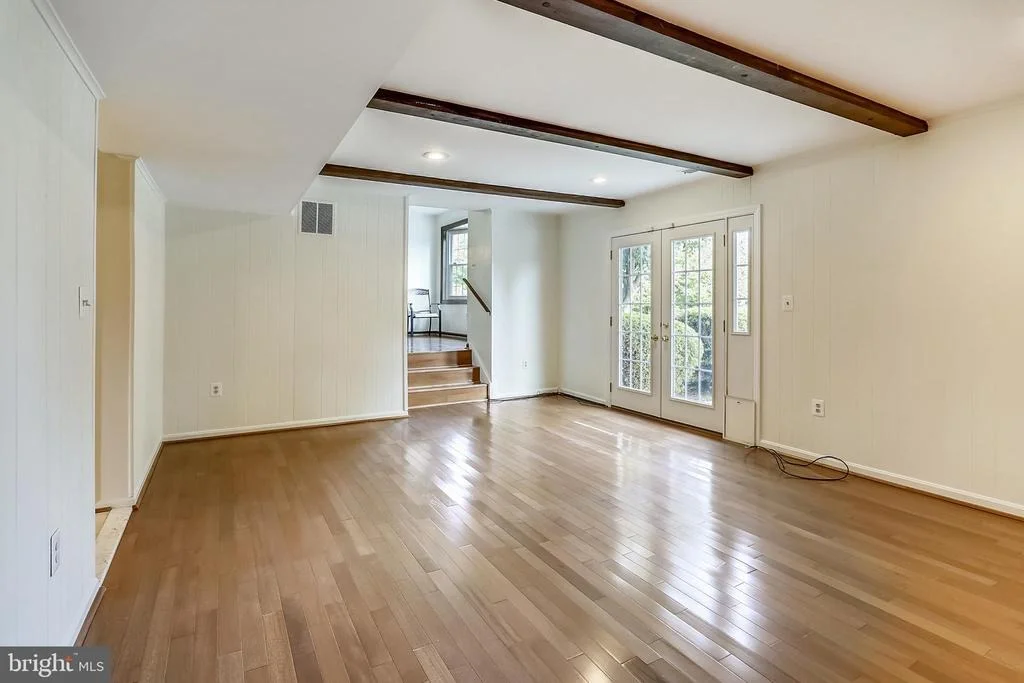 Photo of 14825 NOTLEY ROAD