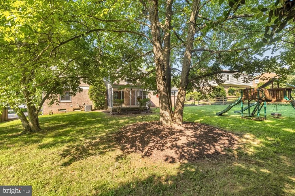 Photo of 8705 BELLS MILL ROAD