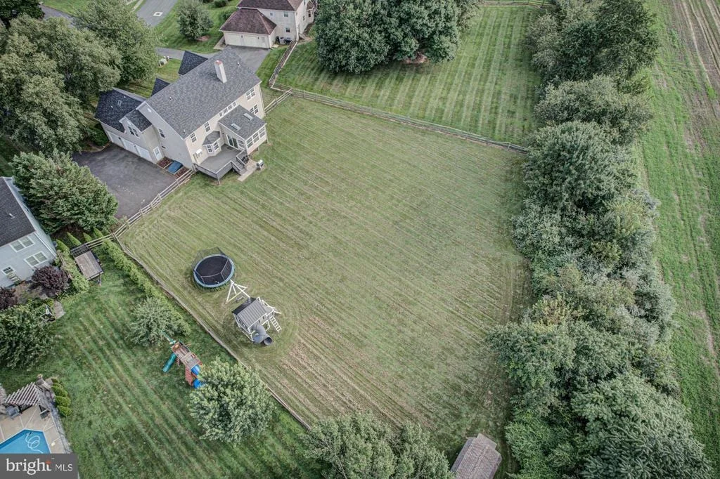 Photo of 218 SHEATS LANE