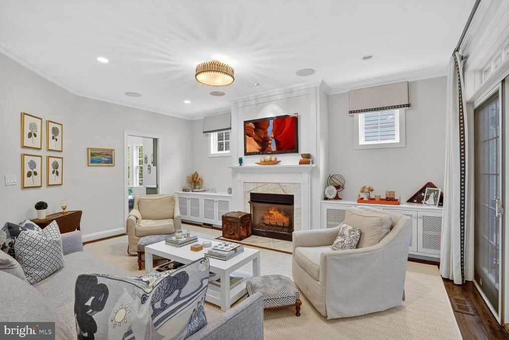 Photo of 4837 W STREET NW
