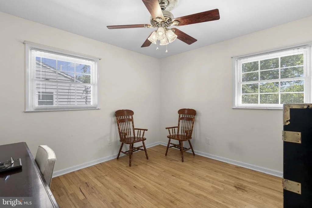 Photo of 1106 BEALL PLACE