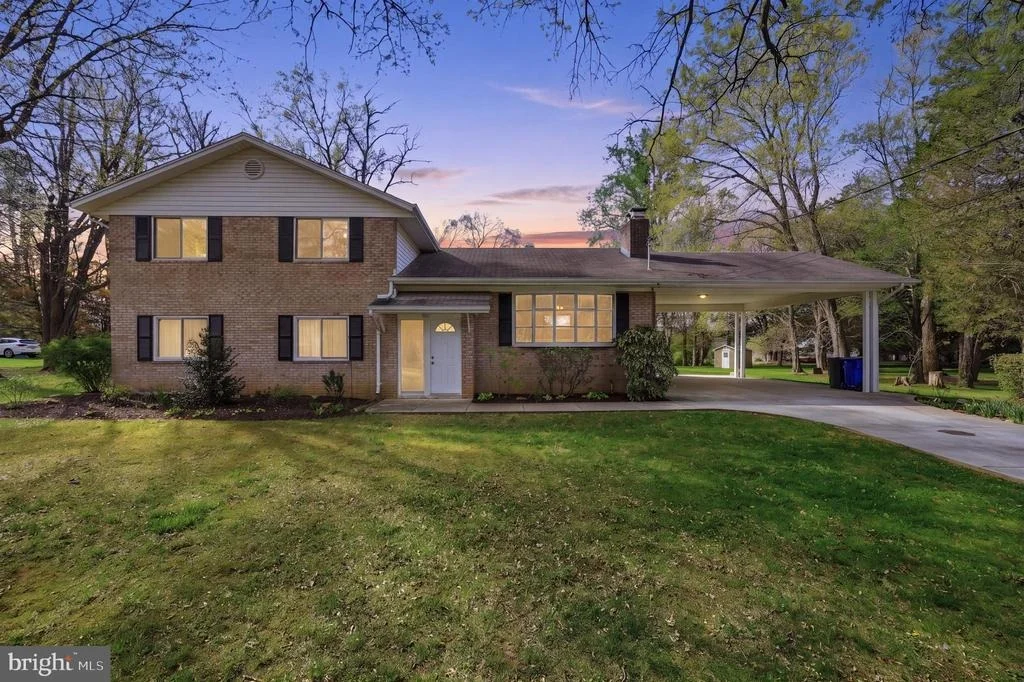 Photo of 1814 MARYMONT ROAD