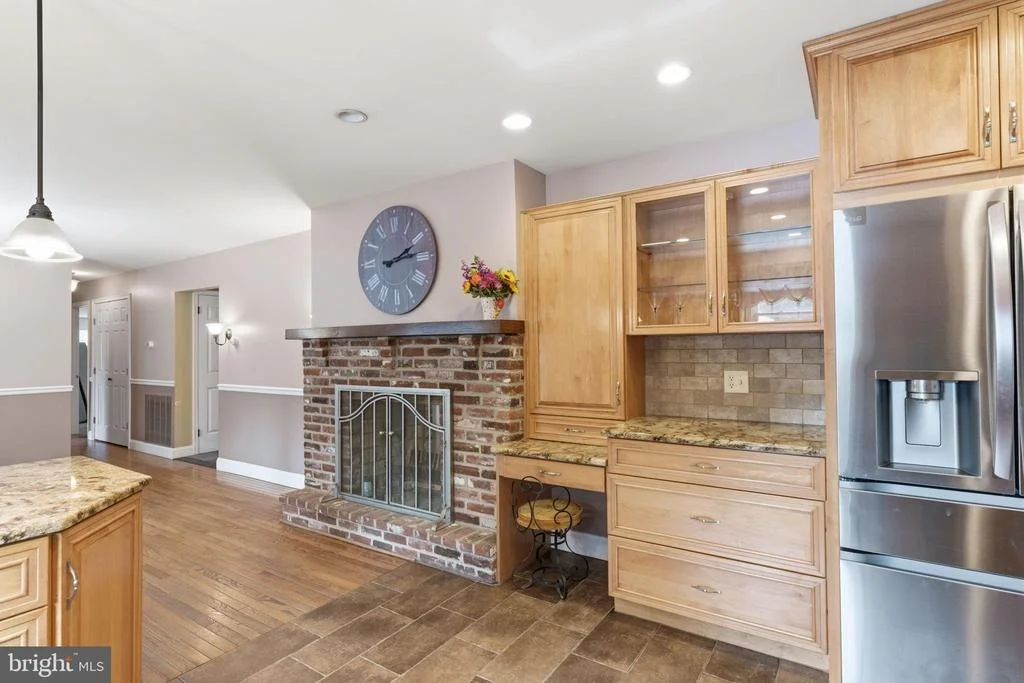 Photo of 682 WHIRLAWAY DRIVE