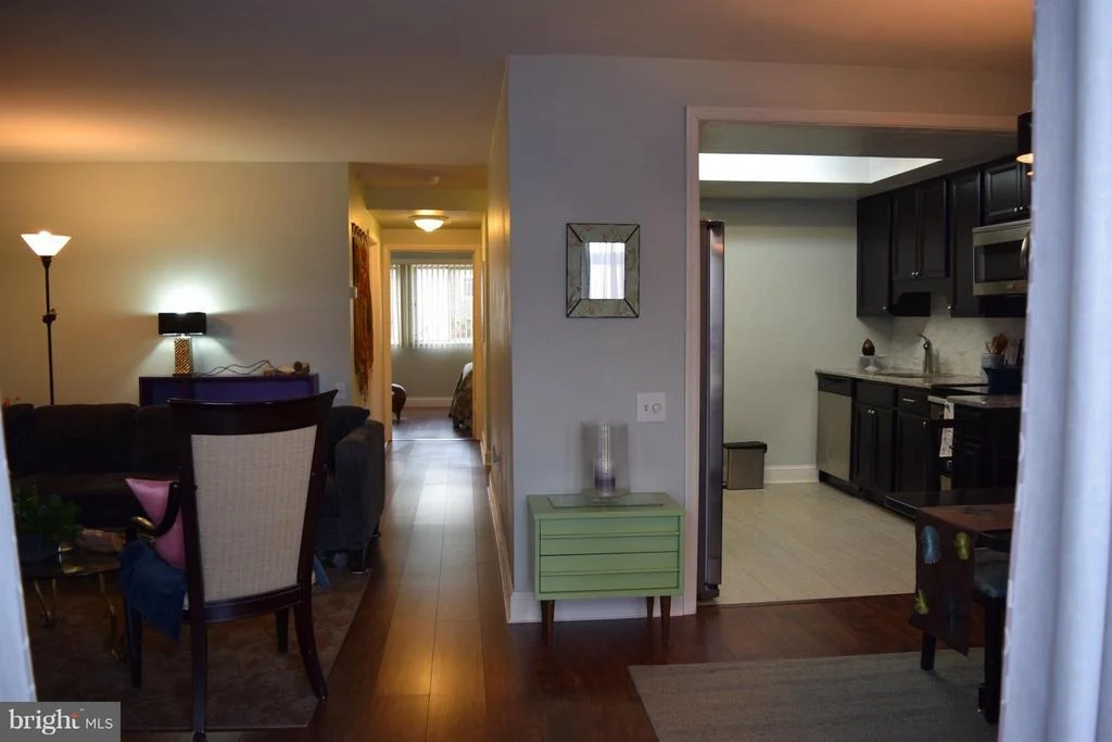 Photo of Unit 21B at 3625 GLEN EAGLES DRIVE