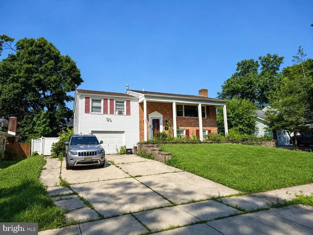 Photo of 103 NIAGARA LANE