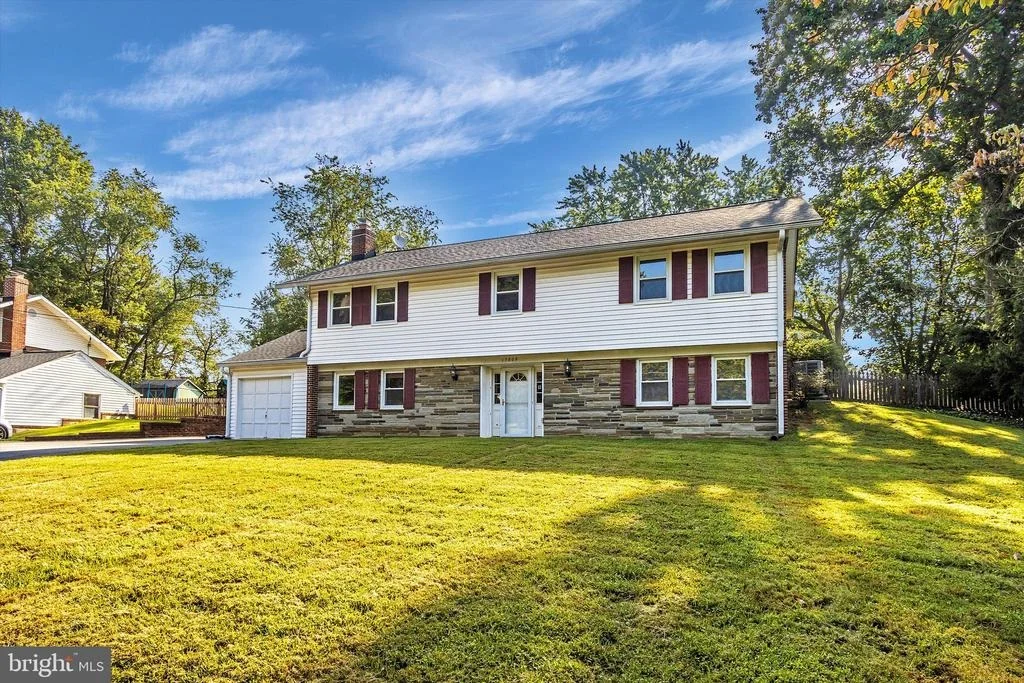 Photo of 17809 PARK MILL DRIVE
