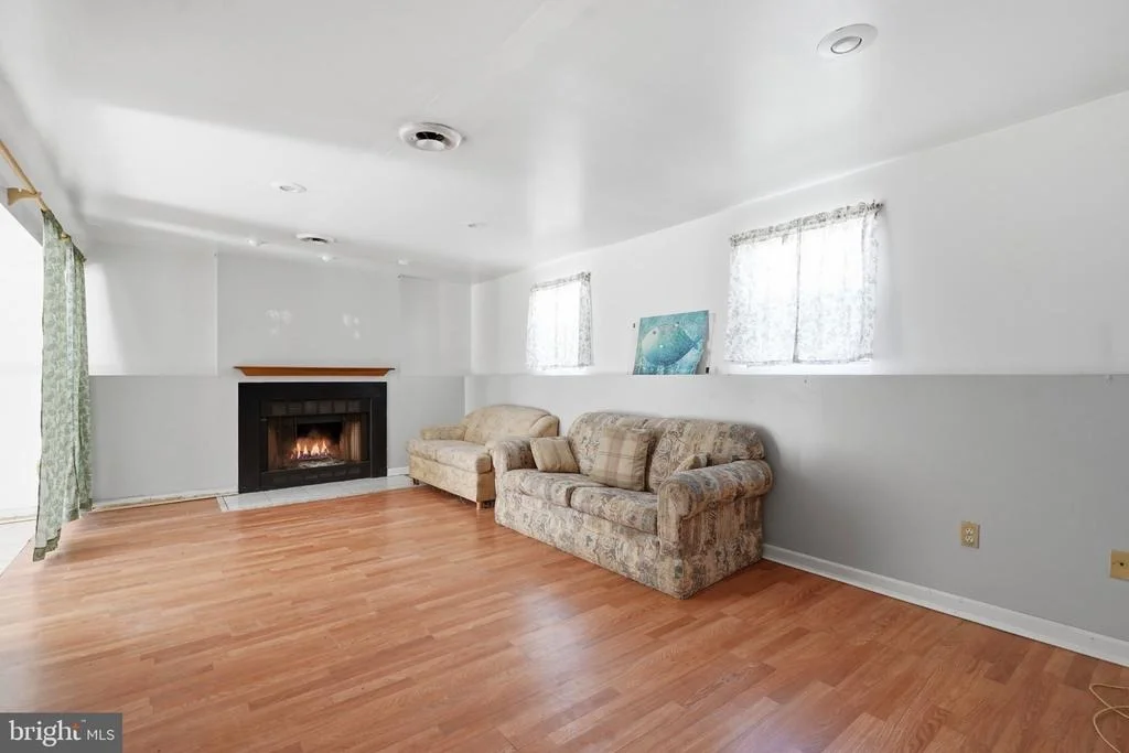 Photo of 17 TAOS CIRCLE