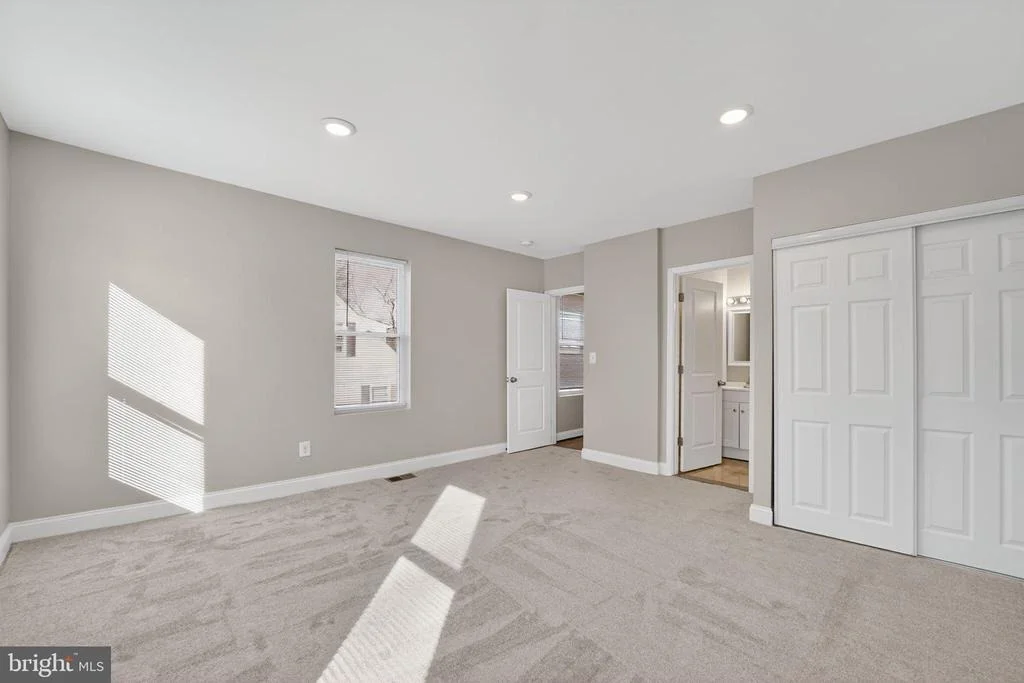 Photo of 418 1ST AVENUE