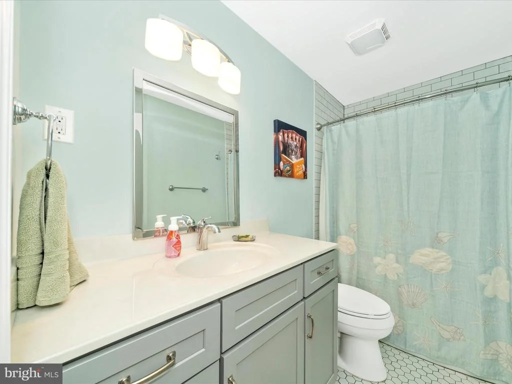 Photo of 903 MERCER PLACE