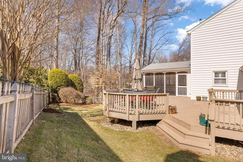 Photo of 6300 GLENBARD ROAD
