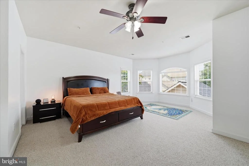 Photo of 23121 FREDERICK ROAD