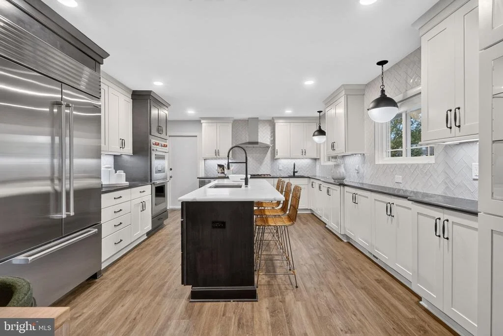 Photo of 415 CROWN VIEW DRIVE