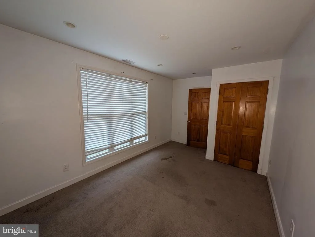 Photo of 219 CIRCLE ROAD
