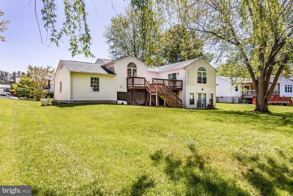 Photo of 24122 WELSH ROAD