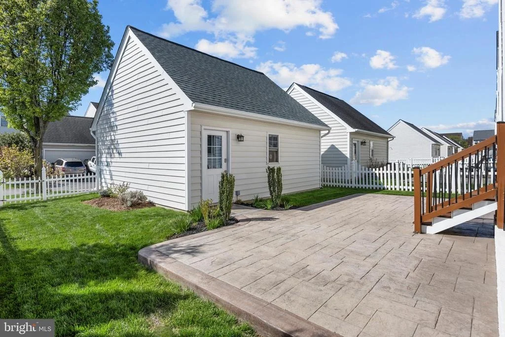 Photo of 42583 PELICAN DRIVE