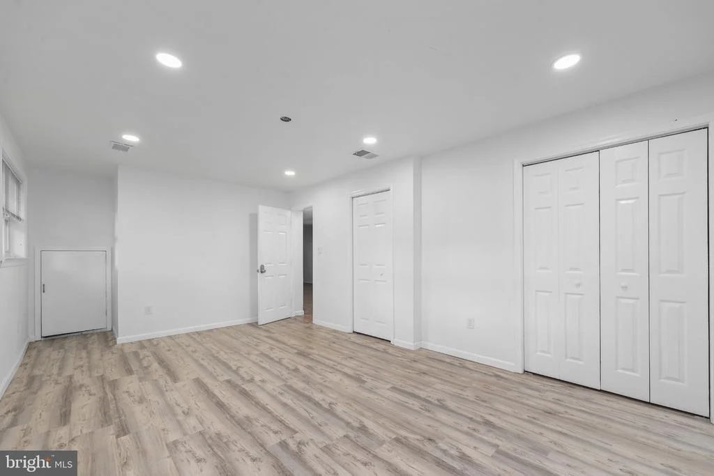 Photo of 4703 TARA DRIVE