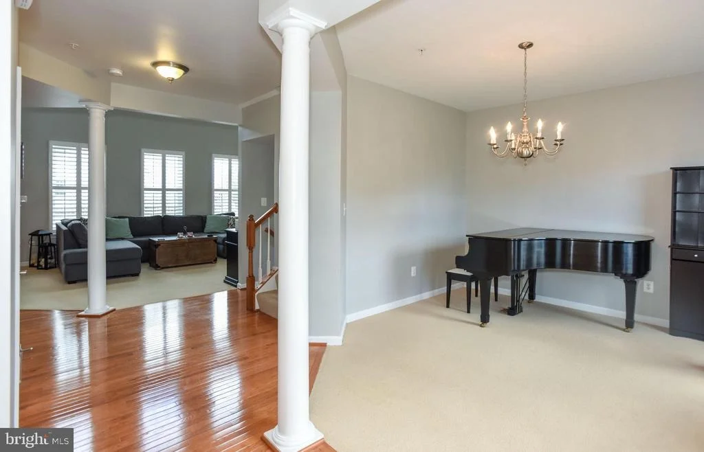 Photo of 9106 SEWARD STREET