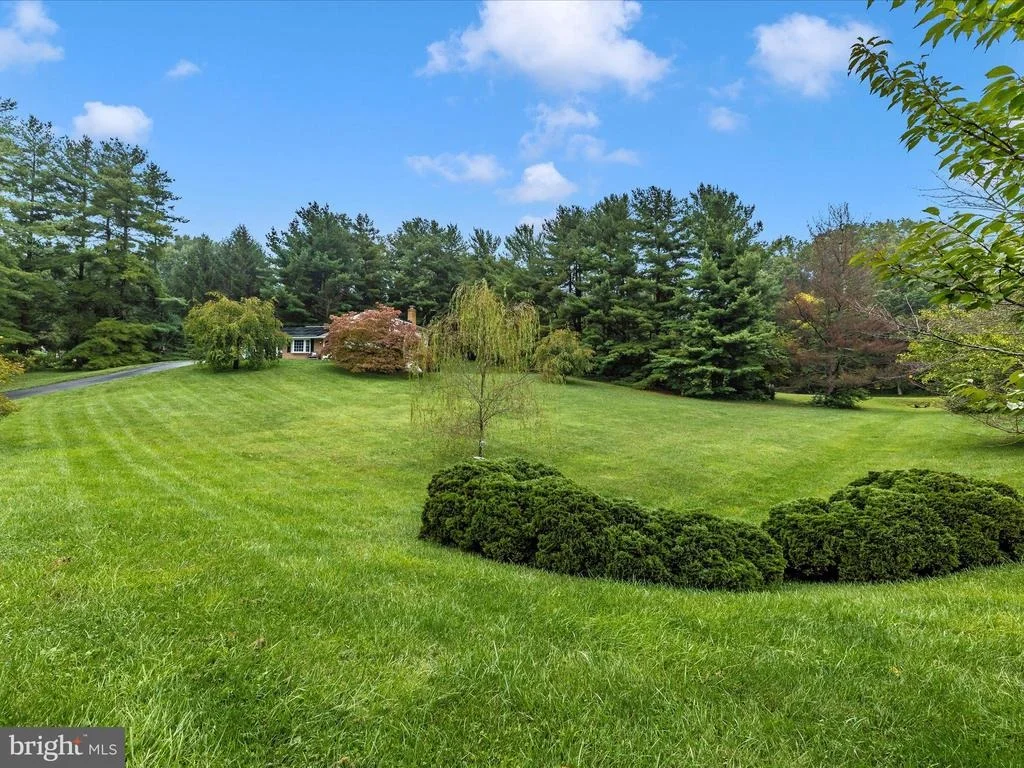 Photo of 3157 PHEASANT RUN