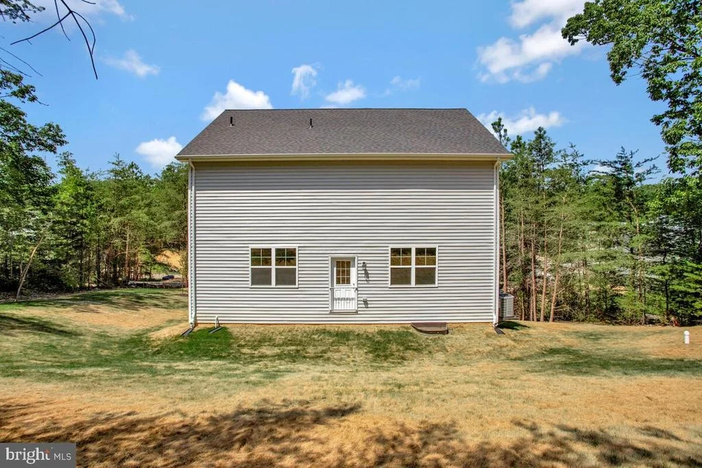 Photo of 900 WALNUT AVENUE