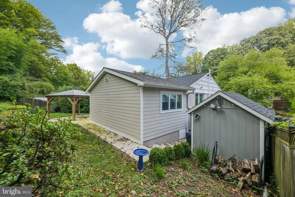 Photo of 11214 DEWEY ROAD