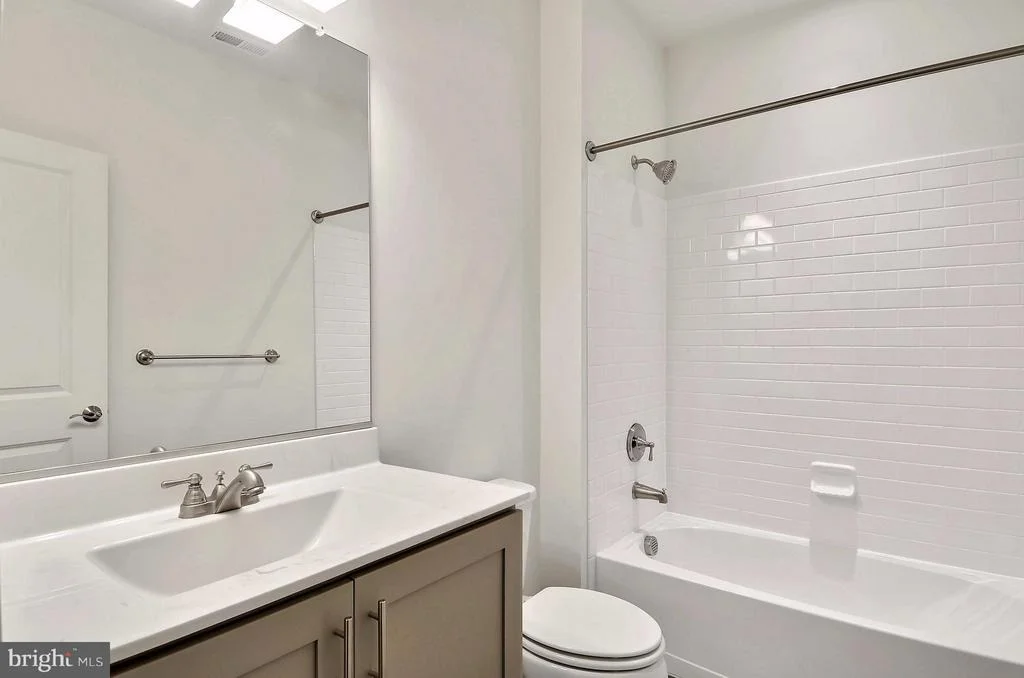 Photo of 3427 URBANA PIKE