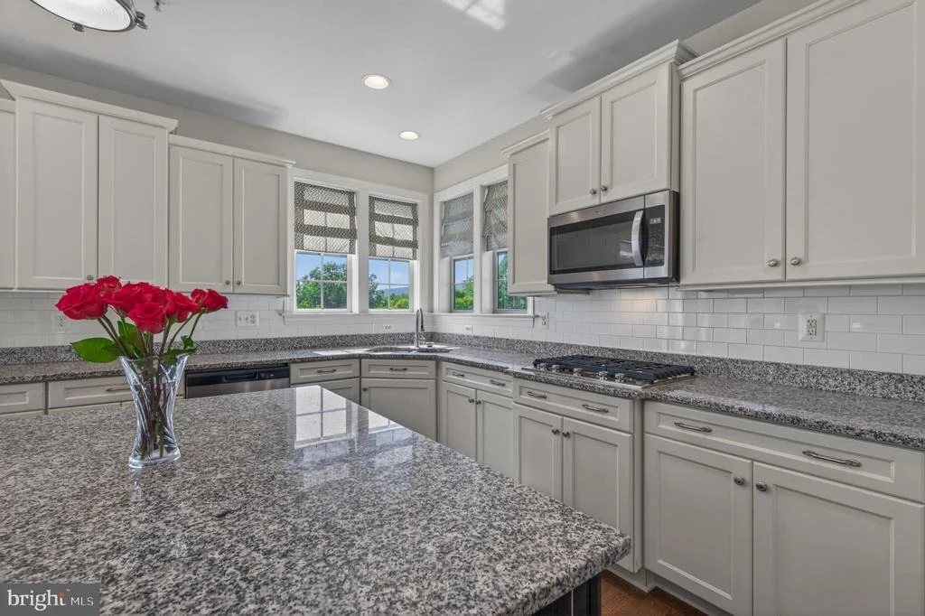 Photo of 1135 DARGON QUARRY LANE