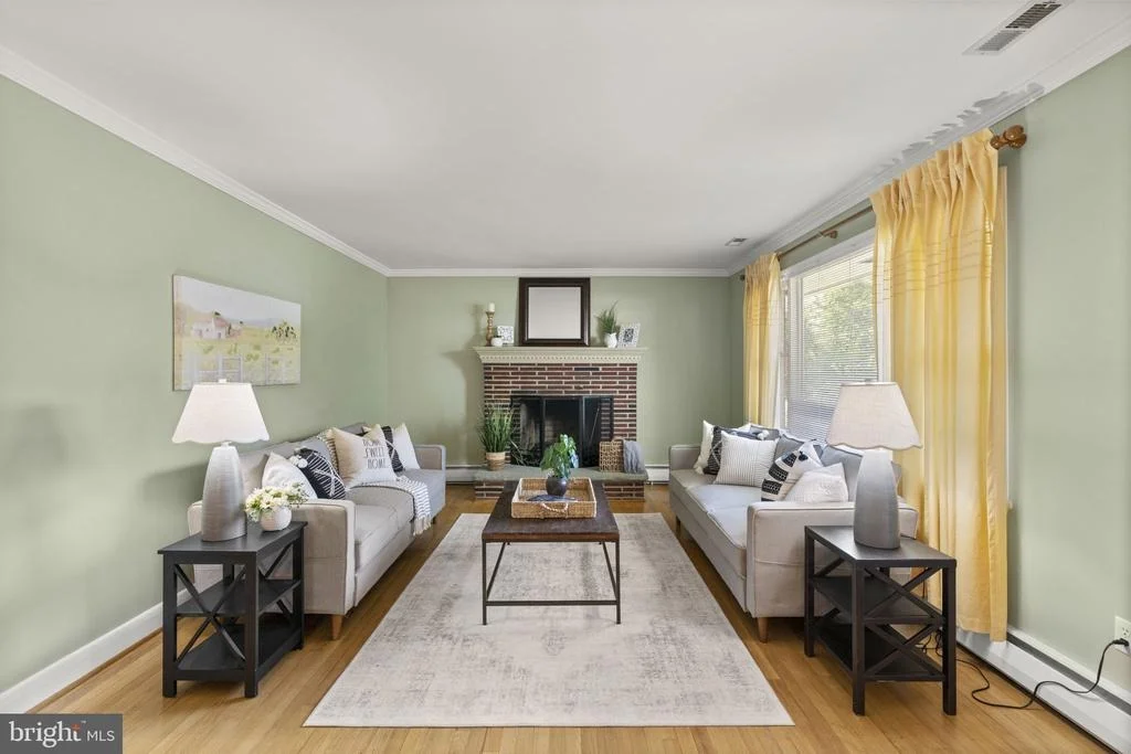 Photo of 2206 PLEASANT DRIVE
