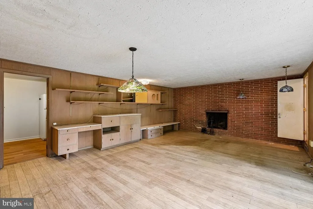 Photo of 7933 STEVENSON ROAD