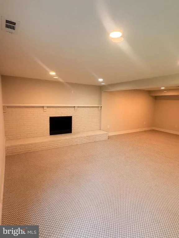 Photo of 11716 LOVEJOY STREET