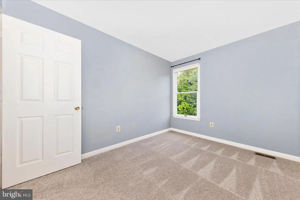 Photo of 2679 LESLIE ROAD