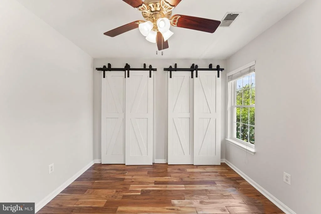 Photo of 817 KENNETH PLACE SE