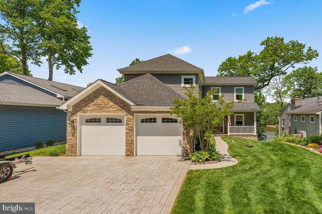 Photo of 1162 OAK VIEW DRIVE