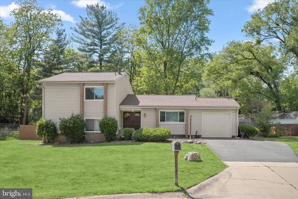 Photo of 17701 MILLCREST DRIVE
