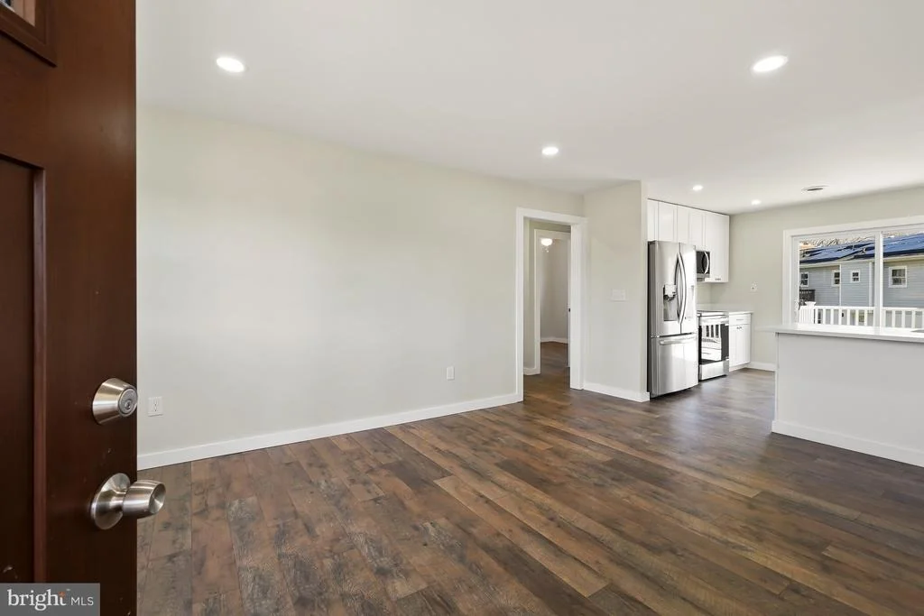 Photo of 1546 RIDGELY DRIVE