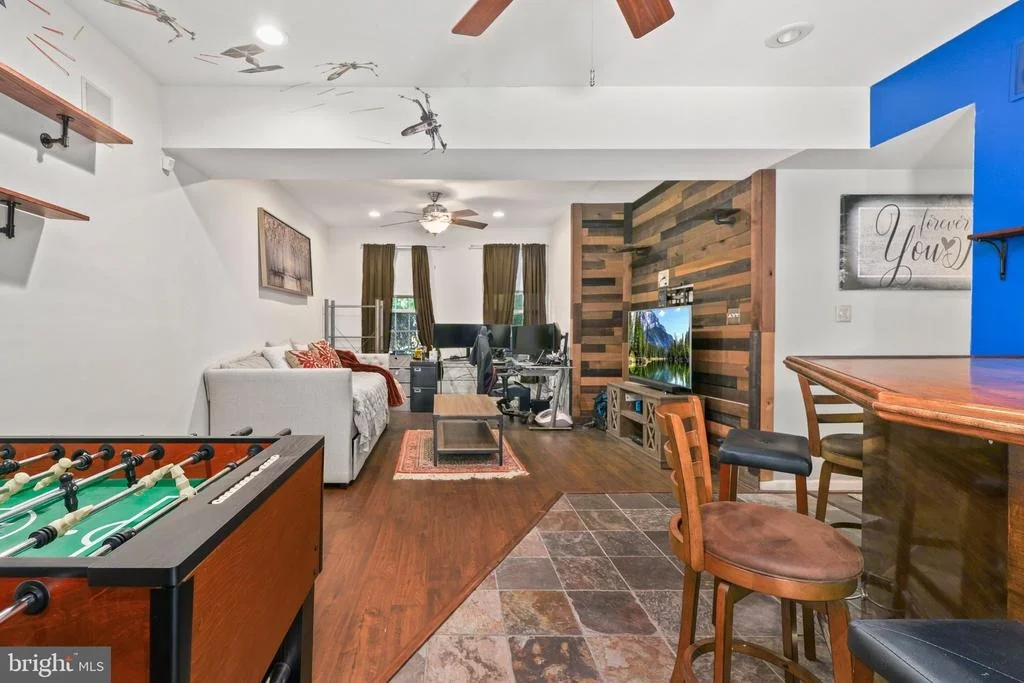 Photo of 9402 LUKE DRIVE