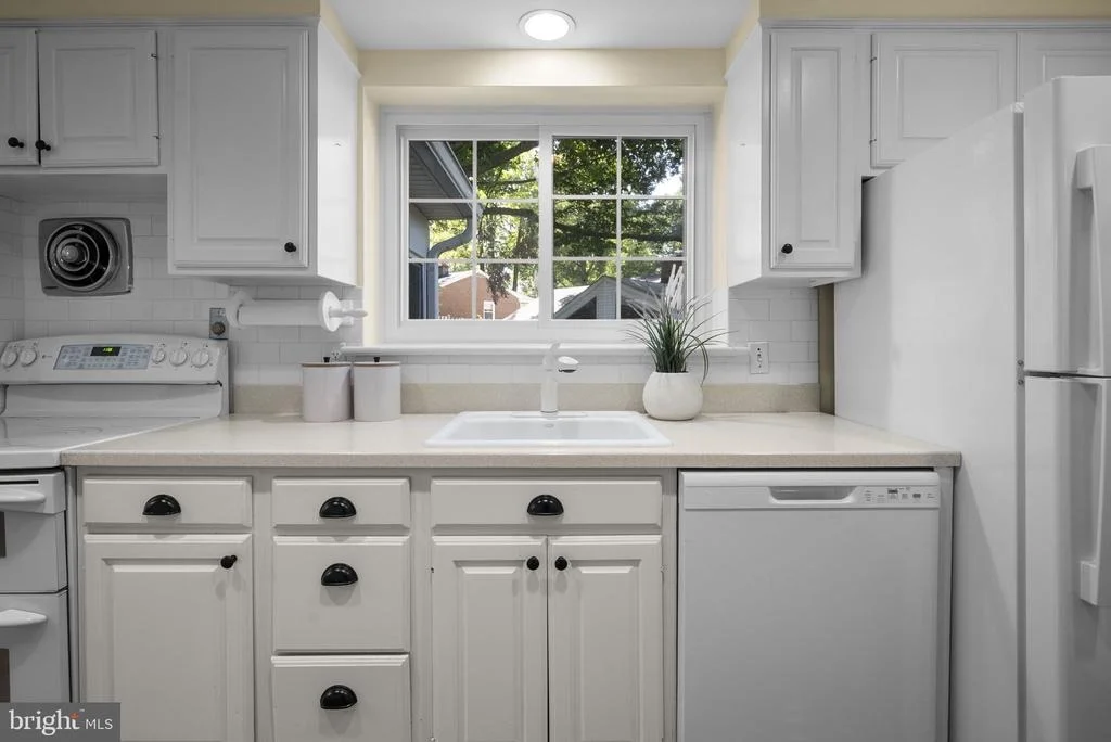 Photo of 19 EASTMOOR DRIVE
