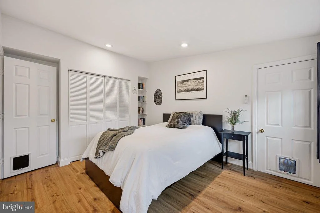 Photo of 1815 GLENARM ROAD