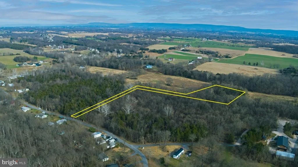 Photo of 8045 AVIS MILL ROAD