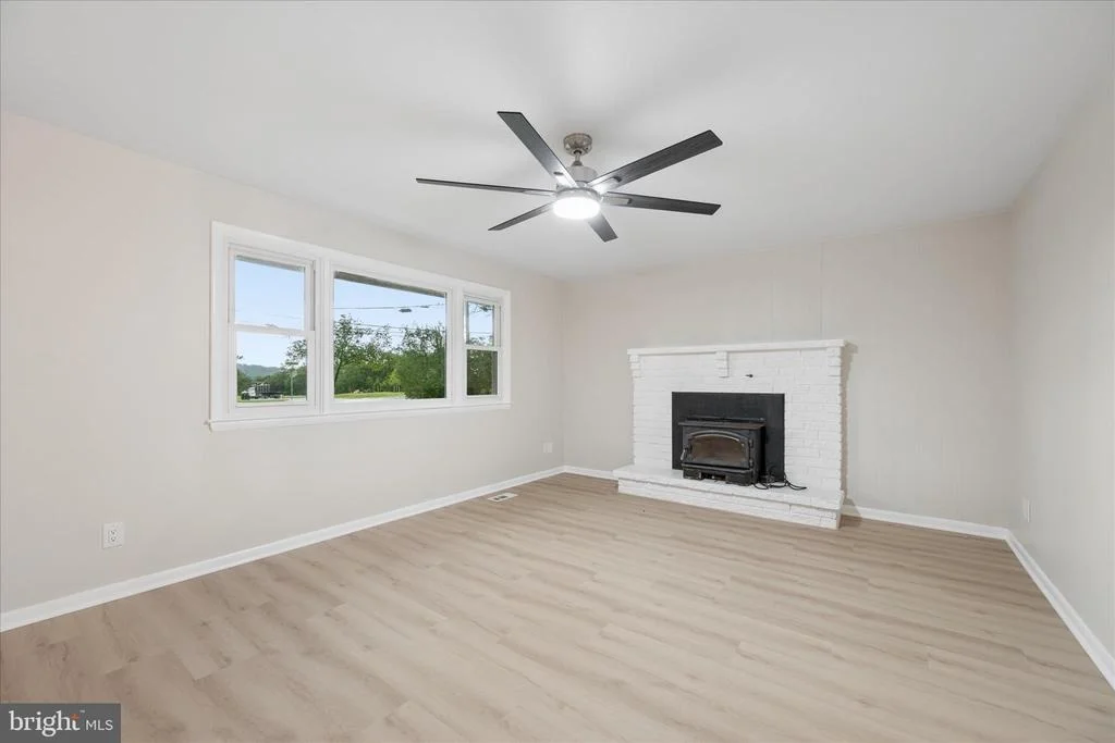 Photo of 7052 LINGANORE ROAD