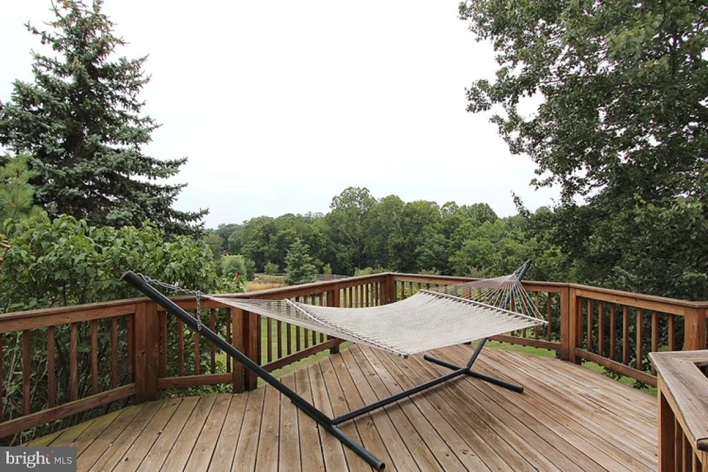 Photo of 22137 CREEKVIEW DRIVE