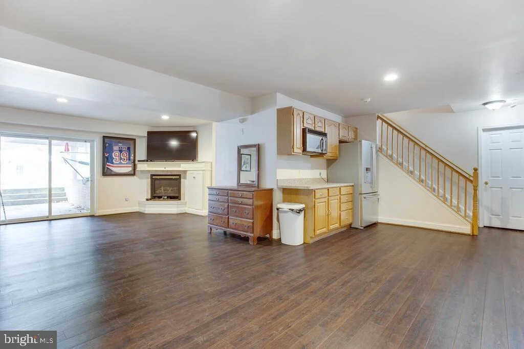 Photo of 12500 PERRYWOOD LANE