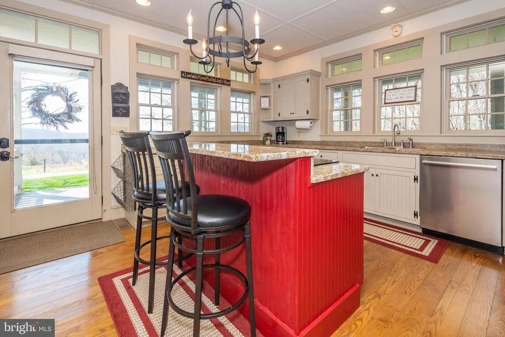 Photo of 726 SUNSET RIDGE DRIVE