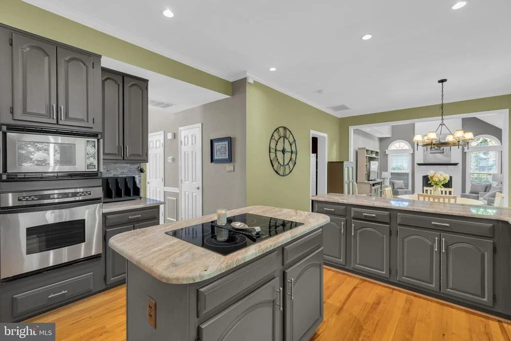 Photo of 8323 ARGENT CIRCLE