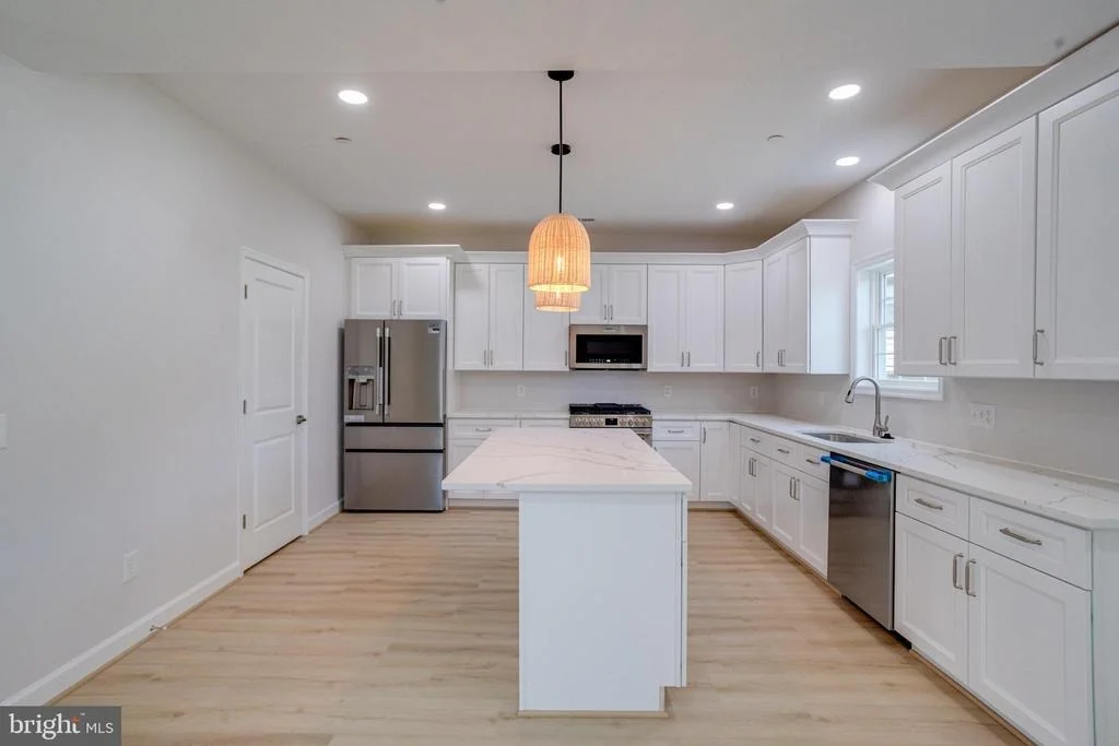 Photo of 7547 BATTLE GROVE CIRCLE