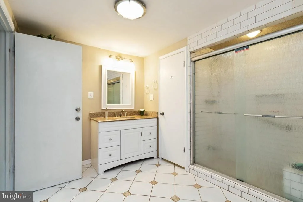 Photo of 10801 MIDSUMMER DRIVE