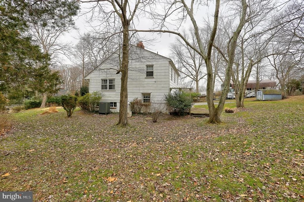 Photo of 6105 WINDHAM ROAD