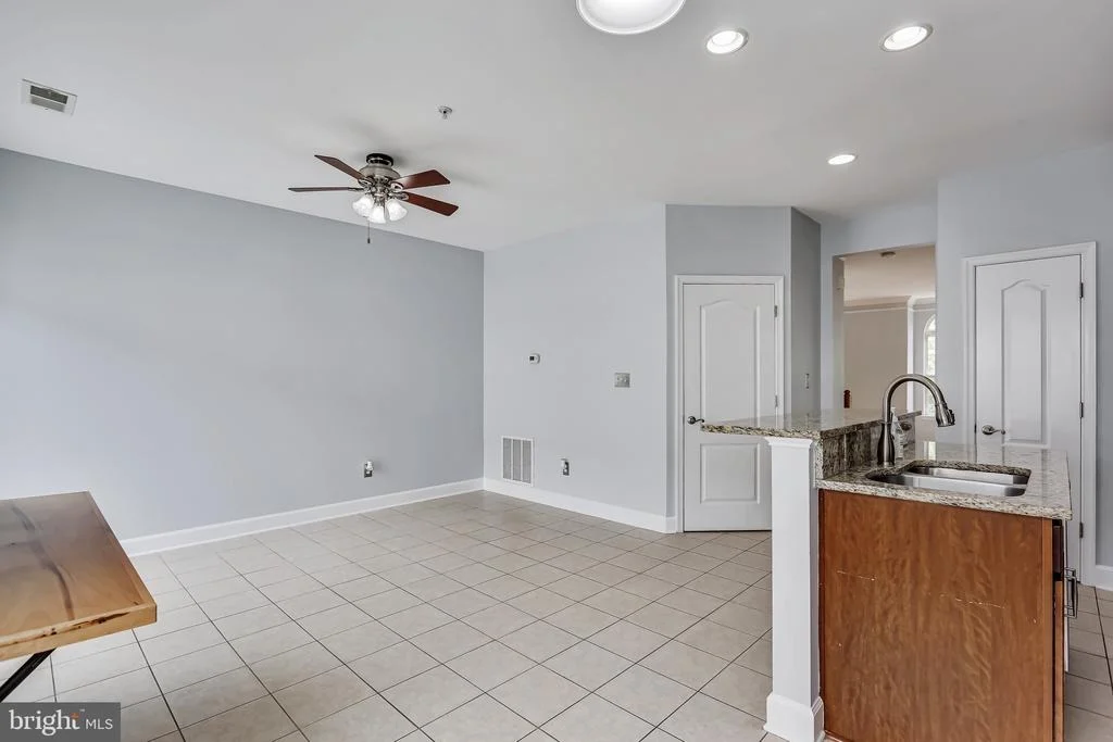 Photo of 19485 DOVER CLIFFS CIRCLE