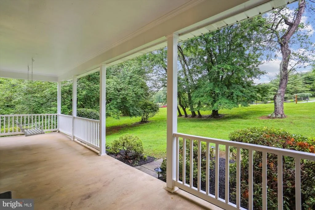 Photo of 22217 CREEKVIEW DRIVE